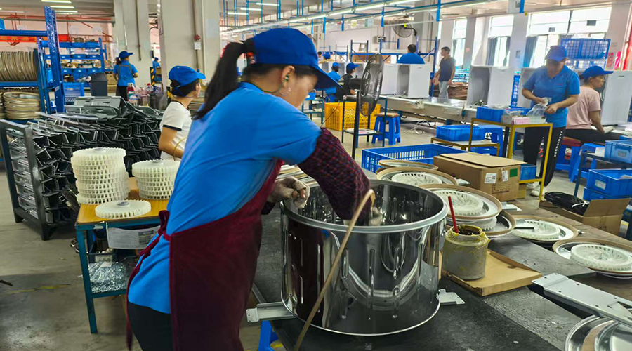 烘干機發(fā)出異響？別慌，我們來幫您