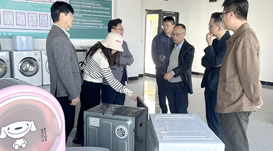 再續(xù)前緣！客戶遠道而來到訪金環(huán)電器洽談滾筒干衣機合作