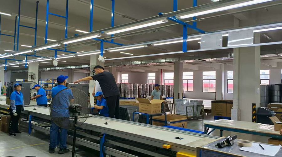 巴西客戶(hù)到訪金環(huán)電器，洽談熱泵烘干機(jī)后續(xù)訂單