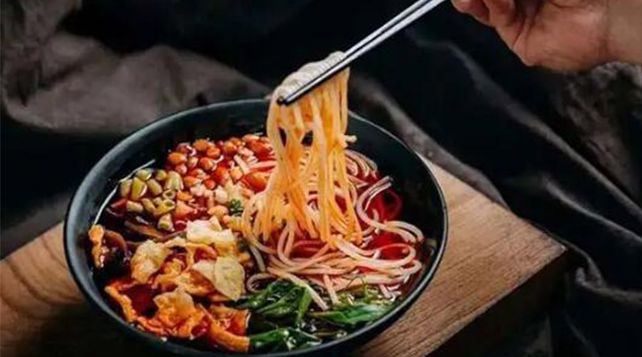 吃螺螄粉衣服上有味道如何快速解決！滾筒衣服烘干機(jī)有辦法