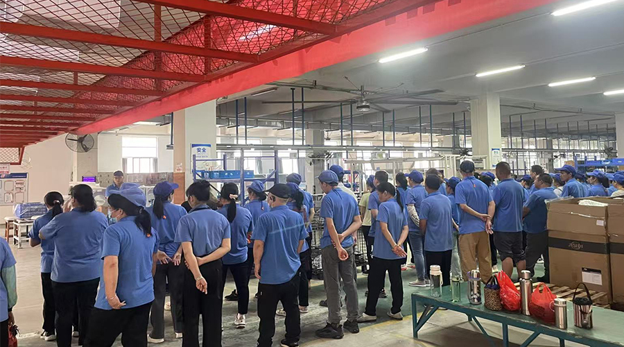 金環(huán)早會：凝聚團隊力量，助力生產(chǎn)前行