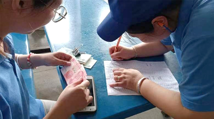 情系職工！金環(huán)電器為員工發(fā)放中秋暖心福利